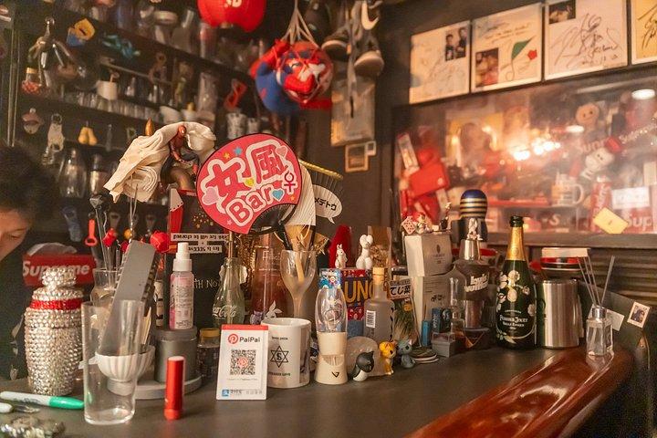 Tokyo Fully Custom Private Night Tour with French-speaking guide