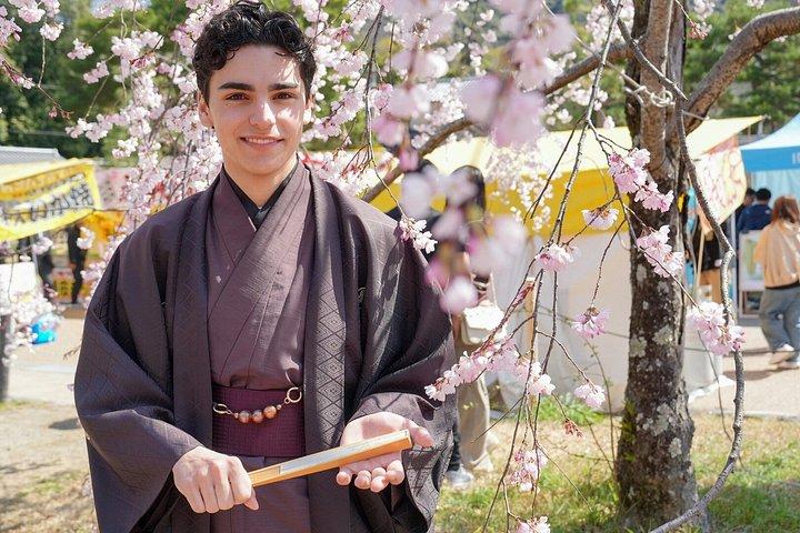 浅草で着物・振袖・浴衣レンタル体験