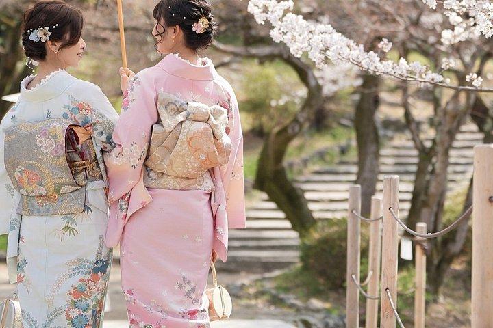 浅草で着物・振袖・浴衣レンタル体験