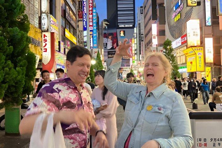 東京｜新宿ナイトツアー：居酒屋、カラオケ＆バー巡り