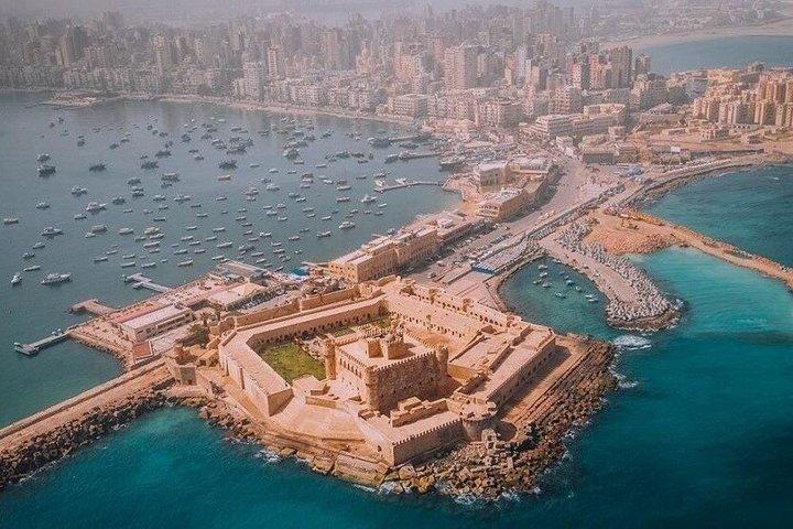 Private Alexandria Day Tour from Cairo with Catacombs and Citadel