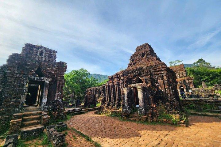 Da Nang/Hoi An: Marble Mountains & My Son Sanctuary Luxury Tour