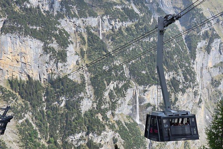 Swiss Skyline: Mt. Schilthorn Small Group Day Trip from Bern