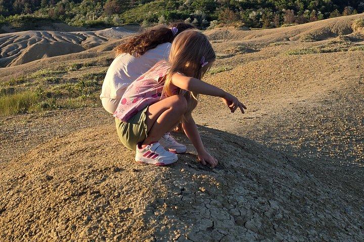 ルーマニアの塩鉱山と泥火山を巡るプライベートツアー