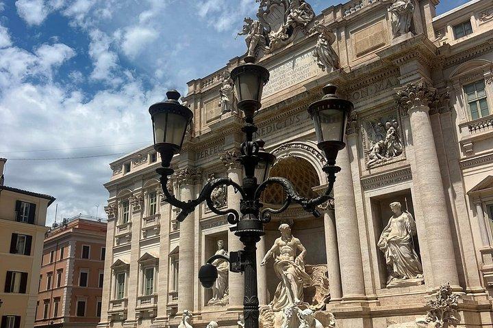 ローマのアイコンと穴場ウォーキングツアー