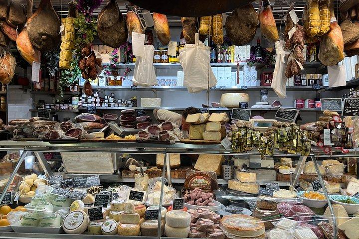 Florence Cooking Course with Historic Local Market Visit