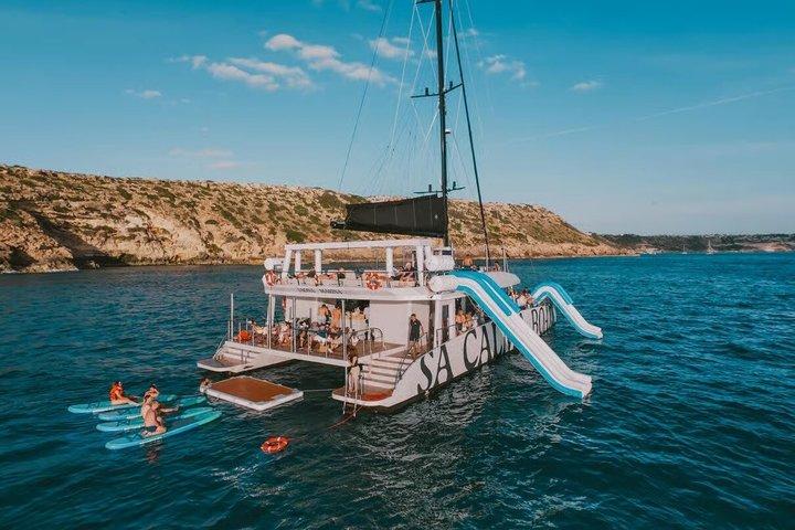 Luksus katamaranudflugt med grill, snorkling og VIP-områdemulighed