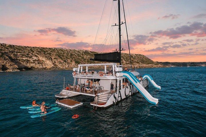 マヨルカ島：カタマランでのサンセット・クルーズ（VIPオプションあり）