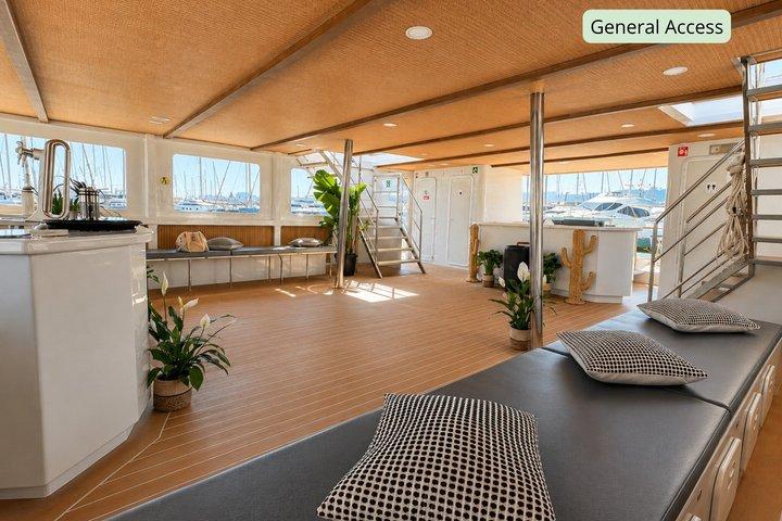 マヨルカ島：カタマランでのサンセット・クルーズ（VIPオプションあり）