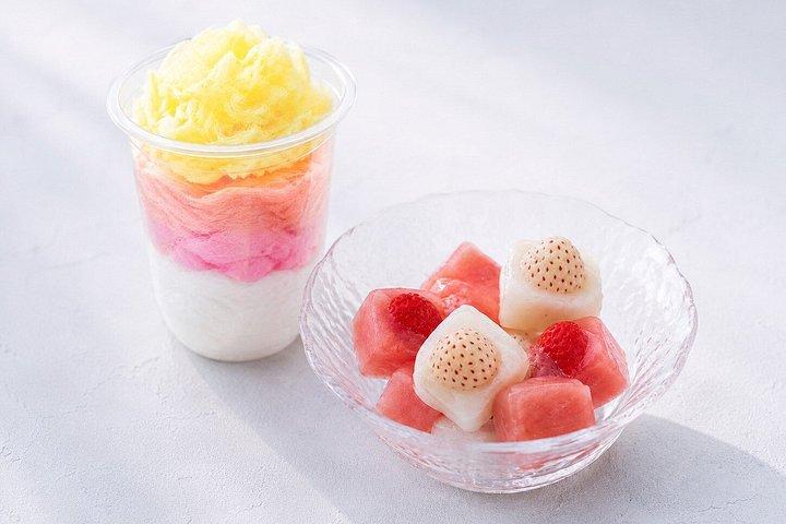 オープントップバスでプレミアムいちご＆東京シティクルーズ