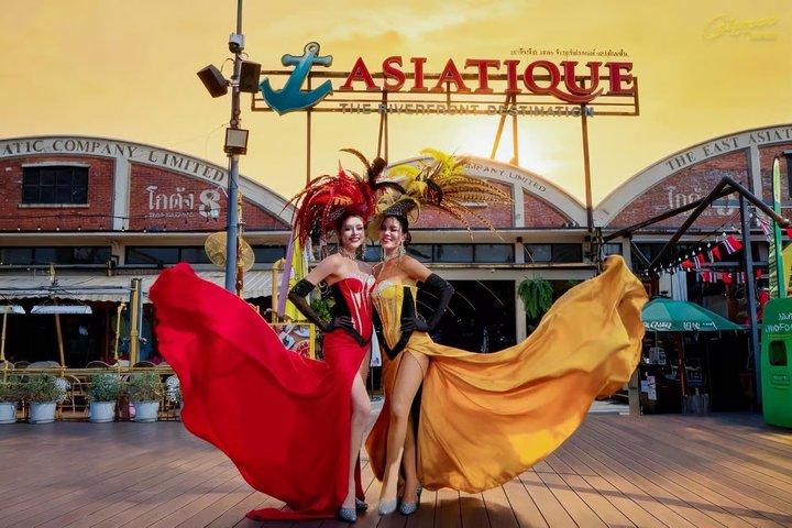 Bangkok : Calypso Cabaret & Sunset Dinner Cruise opcional