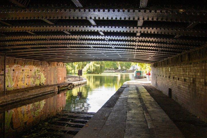 London History Tour: Private & Personalized with a Local Guide