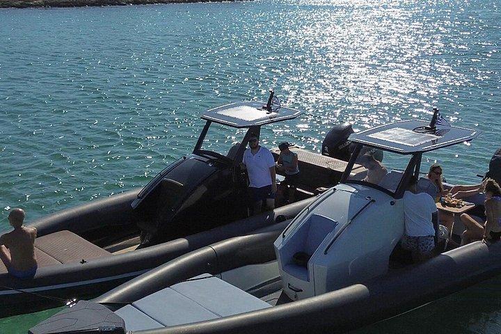 パロスからクーフォニシアへのプライベート終日ボート旅行