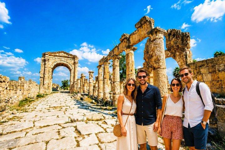 Tour per piccoli gruppi a Sidone, Tiro e Maghdouche con pranzo e biglietti