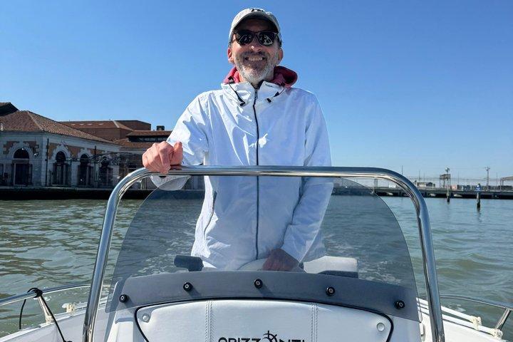 Passeio de barco privado pela lagoa veneziana: Murano, Burano, Torcello