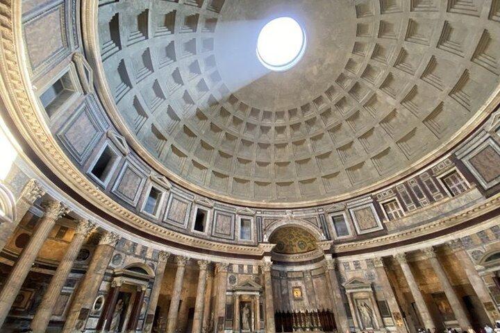Roma : Entrada sin colas al Panteón & Visita guiada para grupos pequeños