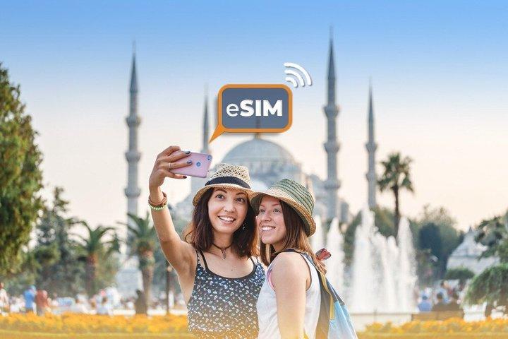 イスタンブール＆トルコ eSIM：eSIMでモバイルインターネットアクセスを瞬時に