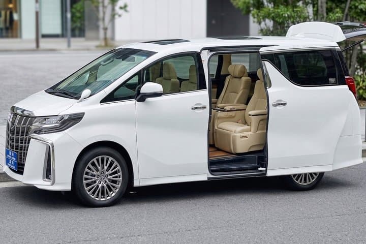 Luxury Private Transfer between Hong Kong and Shenzhen