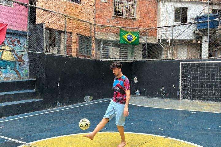 Favela Tour Tavares Bastog