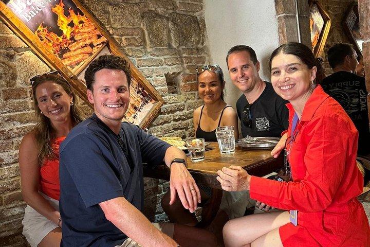 Split História e Gastro Tour em Pequeno Grupo com Comida e Vinho