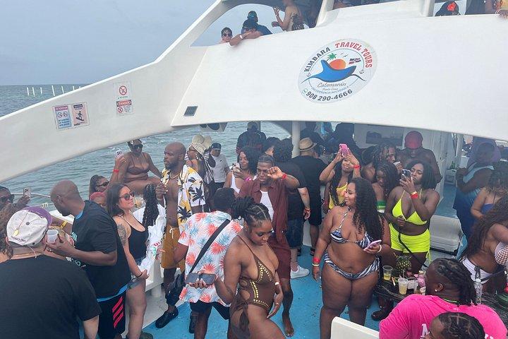 Punta cana Hip Hop party ボート＆ライブDJフリードリンク ※大人のみ