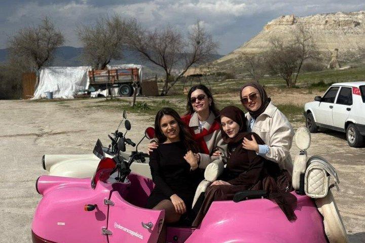Tour de Cappadoce en Trike Électrique Par Colorcars Cappadoce-Officiel