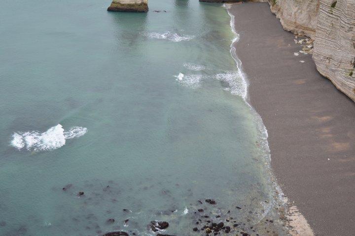 写真付きドローンでパリからエトルタとルーアンのプライベート日帰り旅行