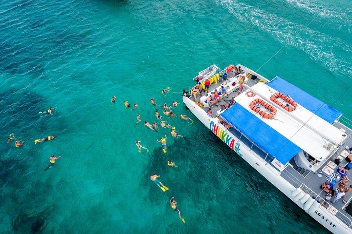 Dunns River Falls Climb Zipline og Catamaran Tour fra Kingston