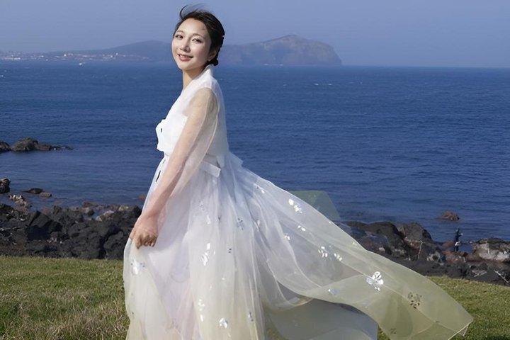 Jeju Seongsan Ilchulbong Hanbok Experience
