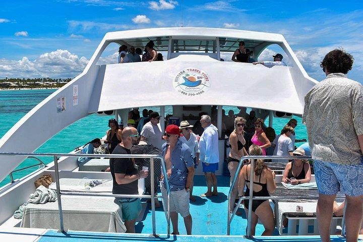 Official Fully Private Catamaran Celebration 4U party all include