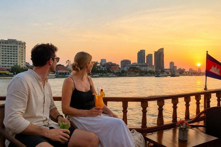 Phnom Penh Full Day Tour with Sunset Cruise on the Mekong River
