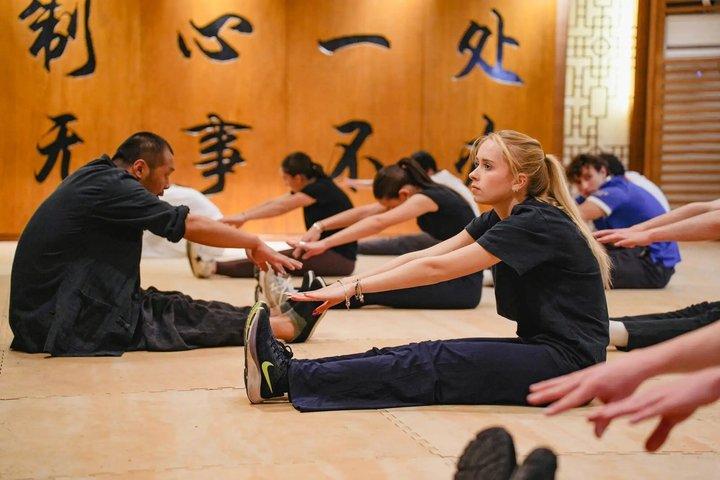上海：師範との少林功夫＆太極拳剣術体験