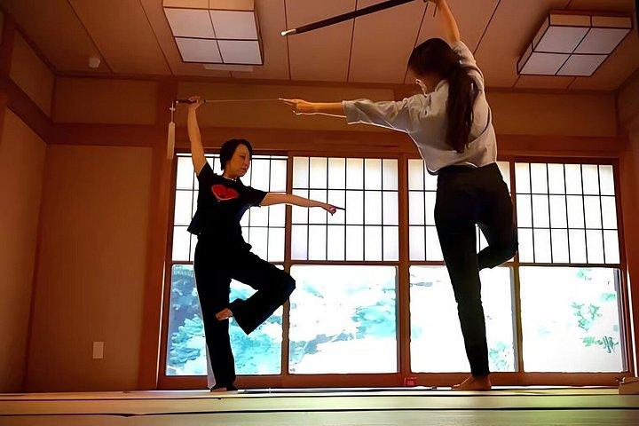 上海：師範との少林功夫＆太極拳剣術体験