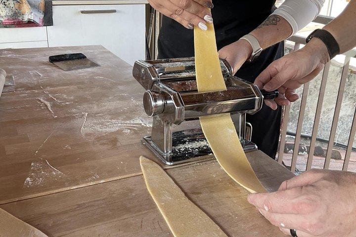 アナの家でワインとヴェローナピザかパスタ料理教室