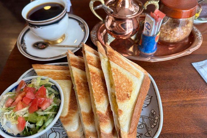 Local Tokyo Specialty Coffee and Cafe Culture Walking Tour