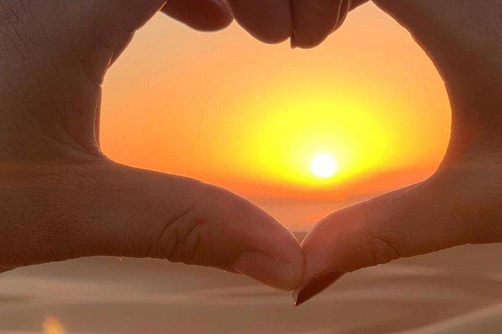プライベート砂漠で夕日観賞と星空観察ツアー