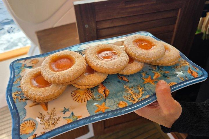 モンテロッソ発チンクエテッレボートツアー