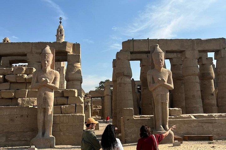 Private Luxor Tagesausflug von Kairo mit dem Flug