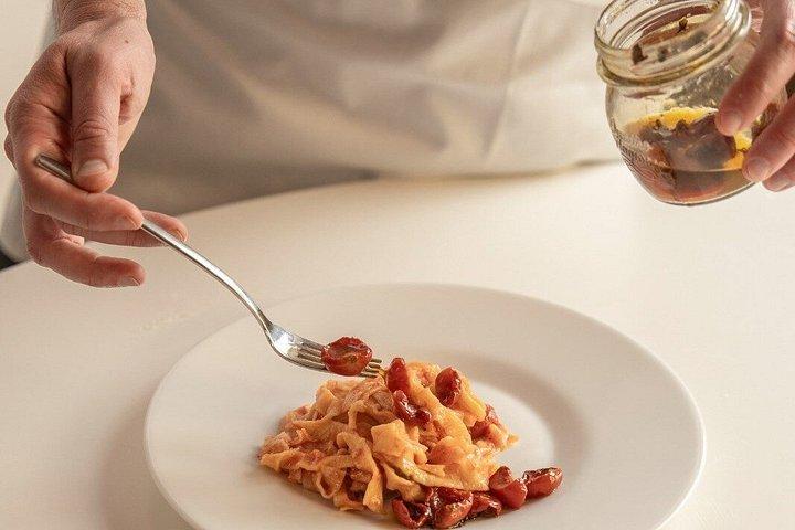 プライベートヴェローナ家庭料理教室マーケットツアー＆地元ワイン付き