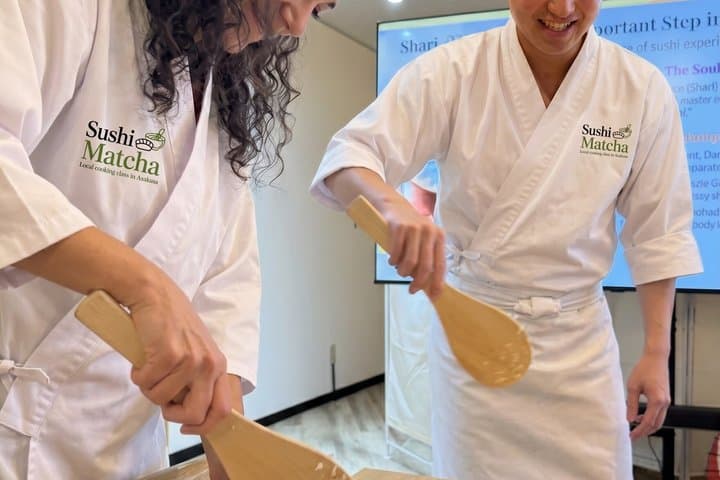 Asakusa Tokyo Sushi Making Class : Sake Ceremony & Whisk Matcha