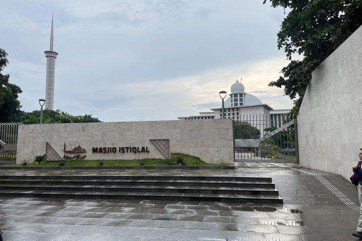Jakarta caminhada social e política