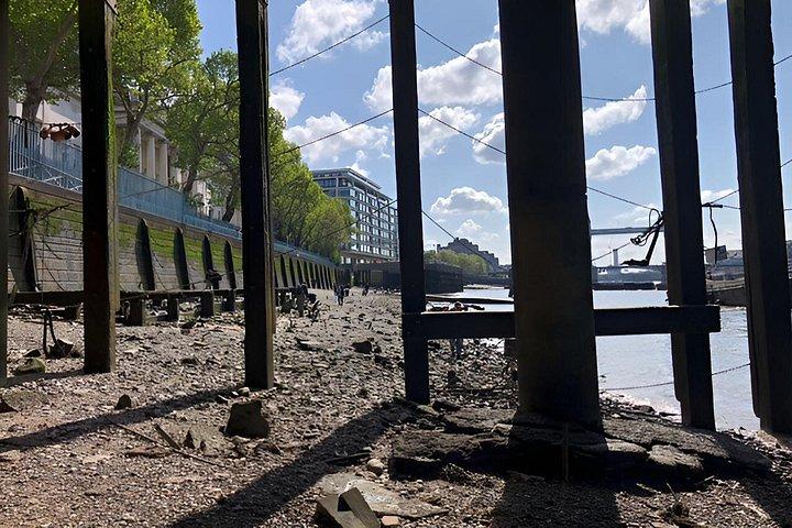 Thames Beachcombing/Mudlarking