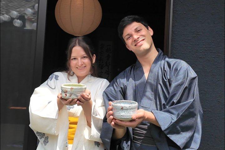 Cérémonie du thé 100% privée, calligraphie et kimono à Kyoto