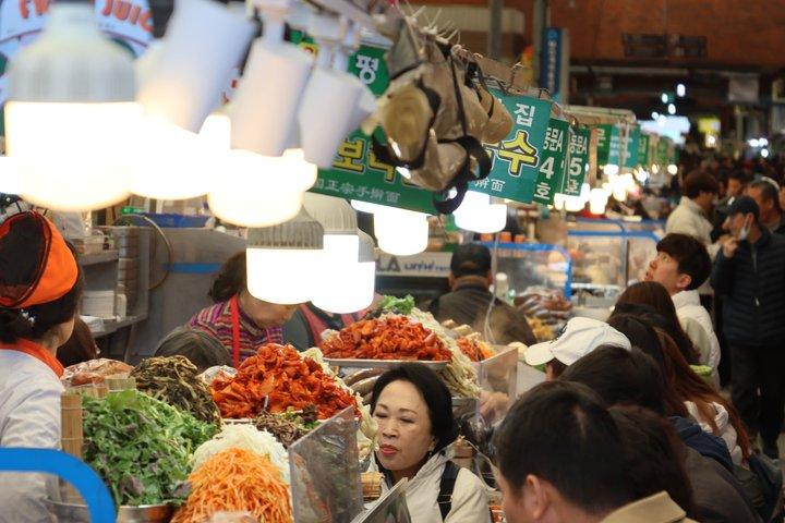 Street Food i Ghwangjang och Dongdaemun Market
