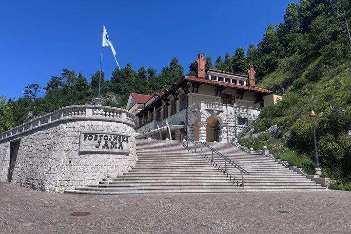 Postojna Cave & Predjama Castle Tour privado com ingressos incl.