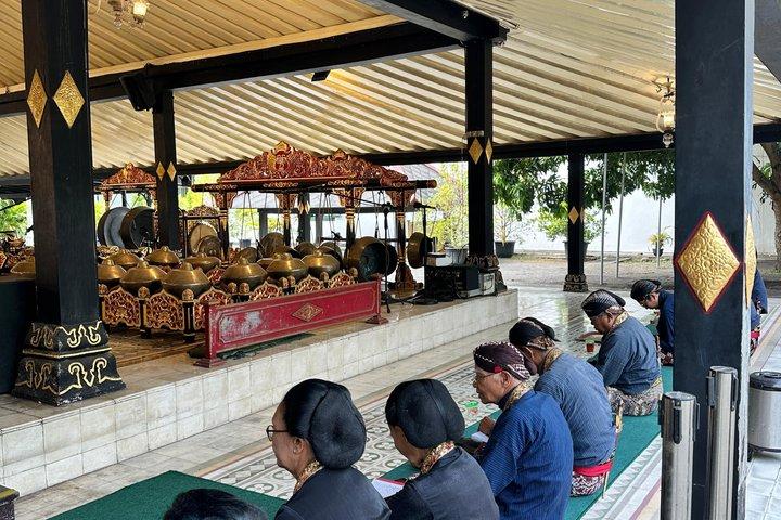 Yogyakarta WALKING TOUR with options