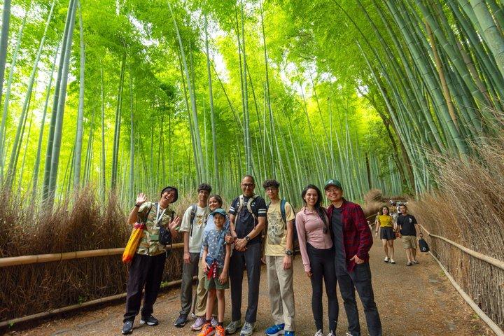 Kyoto : Arashiyama Unveiled – Bambo, Templo, Matcha, Macacos