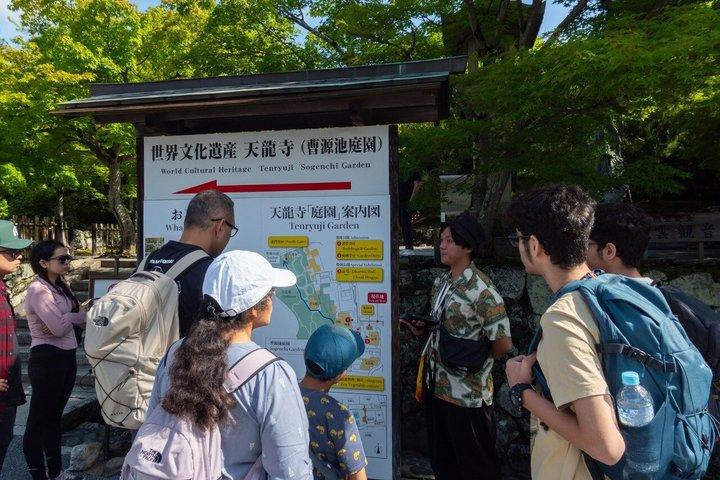 Kyoto : Arashiyama Unveiled – Bambo, Templo, Matcha, Macacos