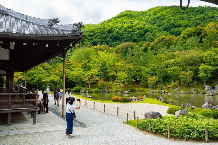 Kyoto : Arashiyama Unveiled – Bambo, Templo, Matcha, Macacos