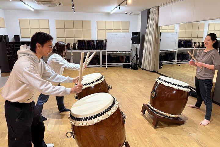 鼓門から紐解く、金沢の太鼓文化と日本酒の物語
